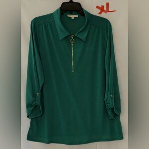 Elegant Green Blouse with Zipper and Roll-Up Sleeves